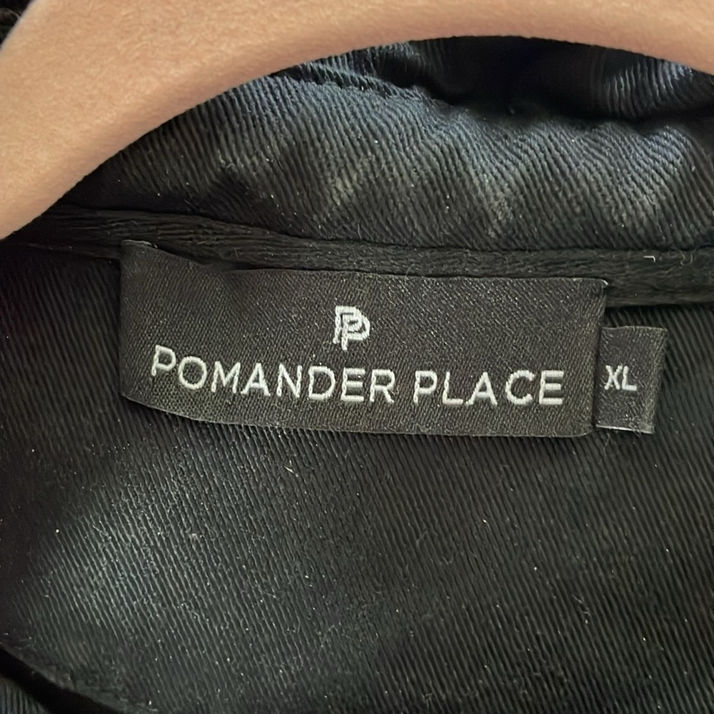 Tuckernuck Pomander Place Charlotte
Dress - Picture 8 of 11